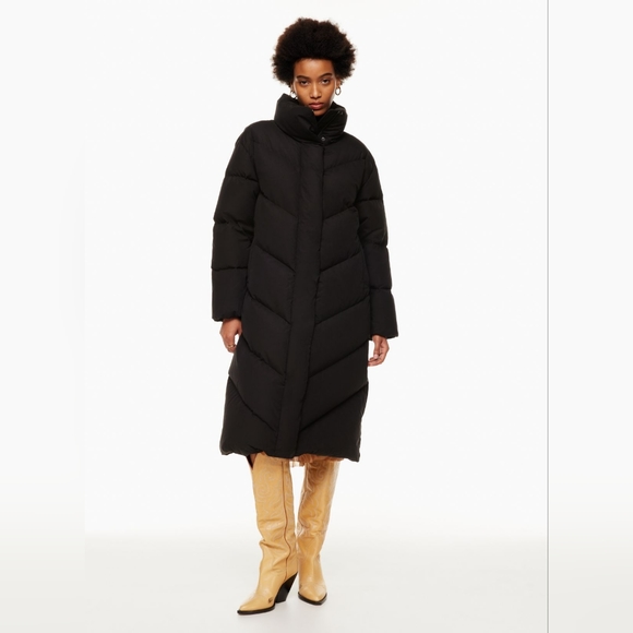 ARITZIA Wilfred Cloud Puff Long (Cloud Puff Maxi) SUPER OVERSIZED - Picture 2 of 10